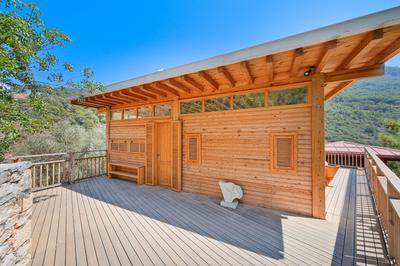 Le Maison Turquoise Exclusive