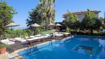 Mandarin & Mango Boutique Hotel