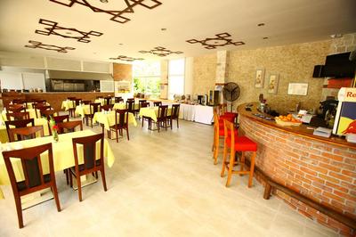 S3 Orange Exclusive Hotel