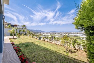 Fethiye'de Doğa Manzaralı Lüks Villa