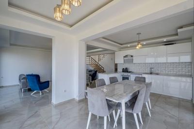 Fethiye'de Doğa Manzaralı Lüks Villa