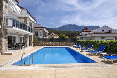 Villa Golden Heights 2 