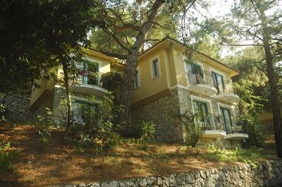 Club Bellamare Beach