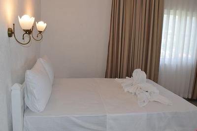 Saranda Teras Pansiyon