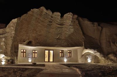 Milagre Cave Hotel