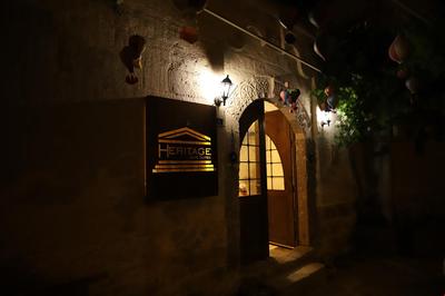 Heritage Cave Suites