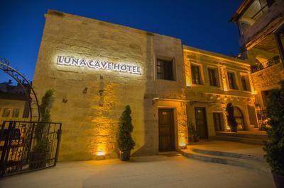 Luna Cave Hotel