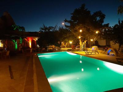 Seven Rock Cave Hotel