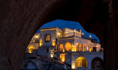 Caldera Cave Hotel