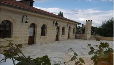 Jerveni Boutique Cave Hotel