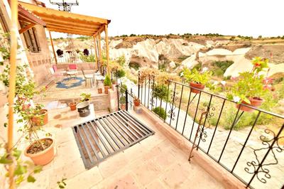 Valley Inn Cave Hotel