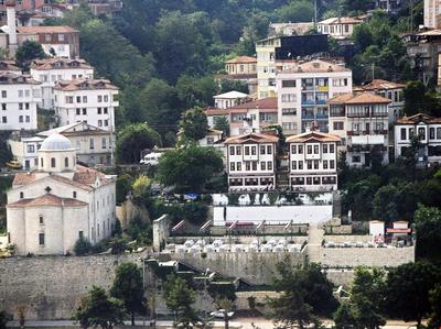 Karlıbel İkizevler Hotel