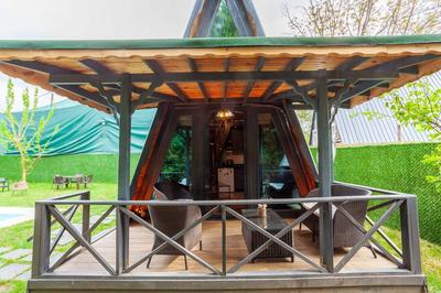 Sapanca Glr Havuzlu Bungalov