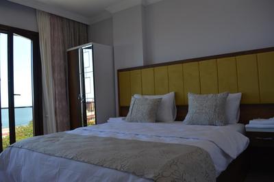 Fera Life Suit Apart