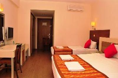 Side Story Resort & Spa