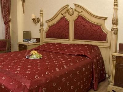 Frame Suites