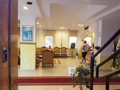 Ay Yildiz Hotel