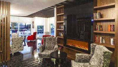 Golda Hotel