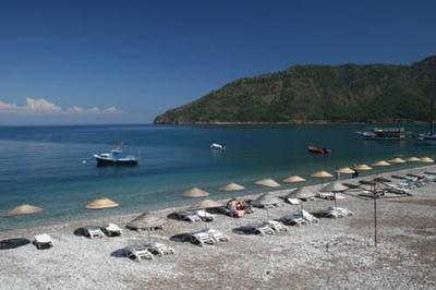 Golden River Hotel