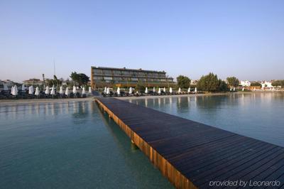 7800 Cesme Residences & Hotel