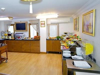 Arden Park Hotel