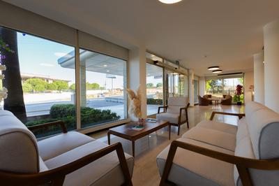 Kamer Suites & Hotel