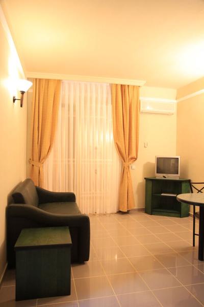 Club Alpina Apartments Hotel