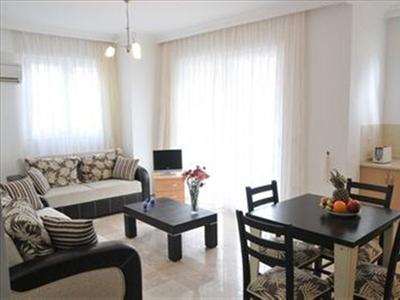 Deska Hisar Garden Apartments