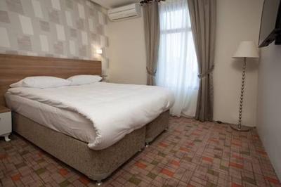 Serene Hotel
