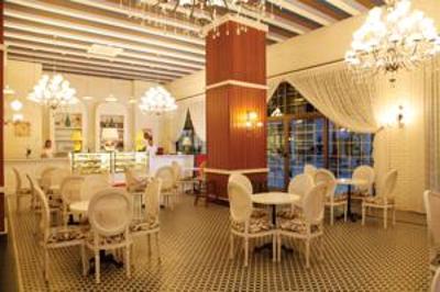 Quattro Beach Spa & Resort Hotel