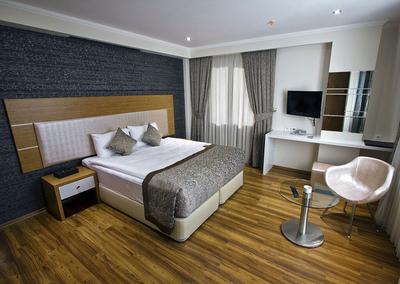Edis Premier Adana