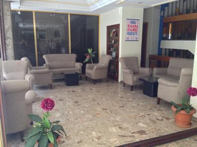 Izz Otel