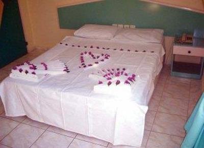 Happy Holiday Apart