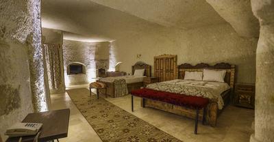 Spelunca Cave Hotel