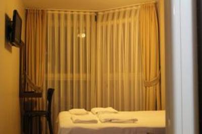 Mono Suites