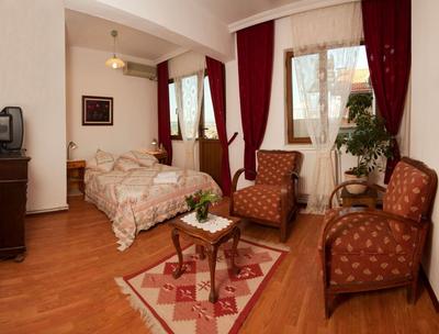 Guenebakan Hotel Taliani