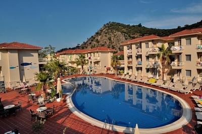 Lagoon Hotel