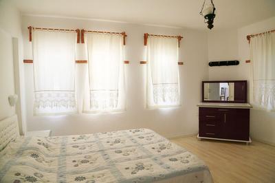 Ova Suites