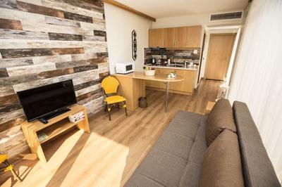 Rooms Exclusive