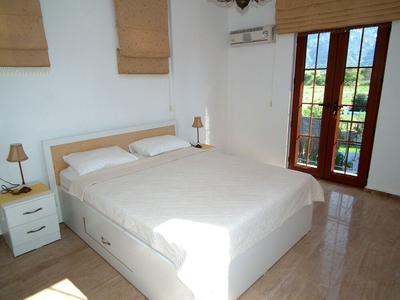 Iris Villa