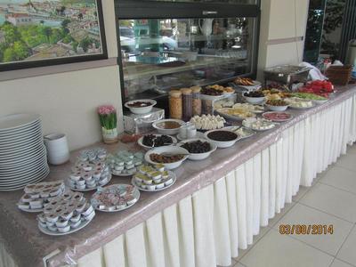 Marina Hotel
