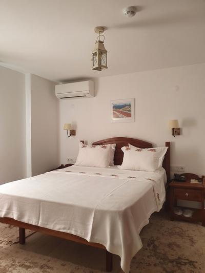 Monza House Otel