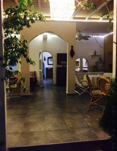Dantel Restaurant & Pension