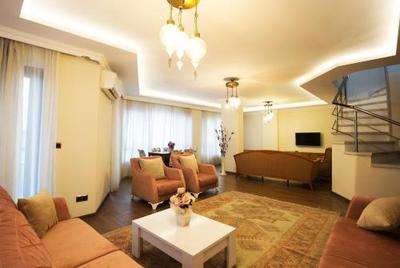 Prince Suite Apart
