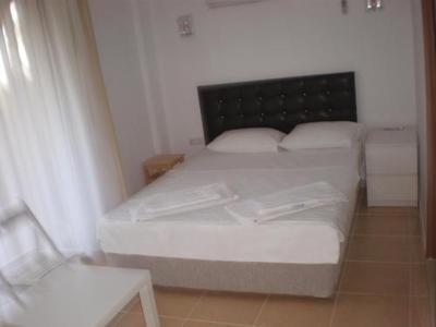 Karia Apart