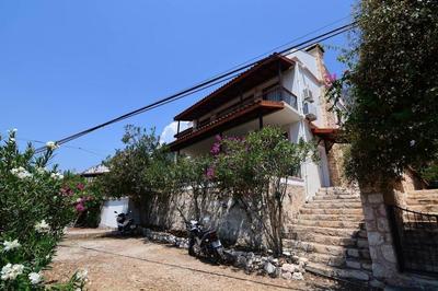 Villa Peak