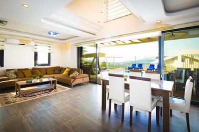 Angel Prestige Villa by Angel Rentals