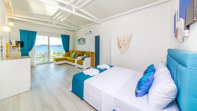 Derin Mavi Suit Butik Otel