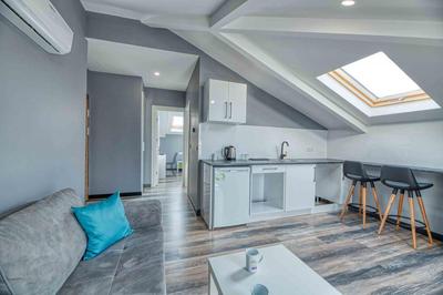 Gris & Verde Suite Hotel
