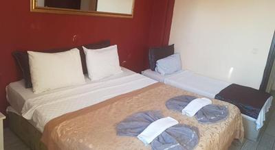 Bufes Hotel